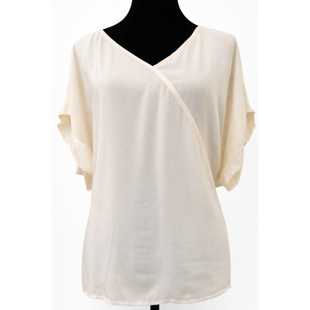 Impressions II Womens Blouse Top Size 44 Cream V-Neck Short Sleeve 100% Silk